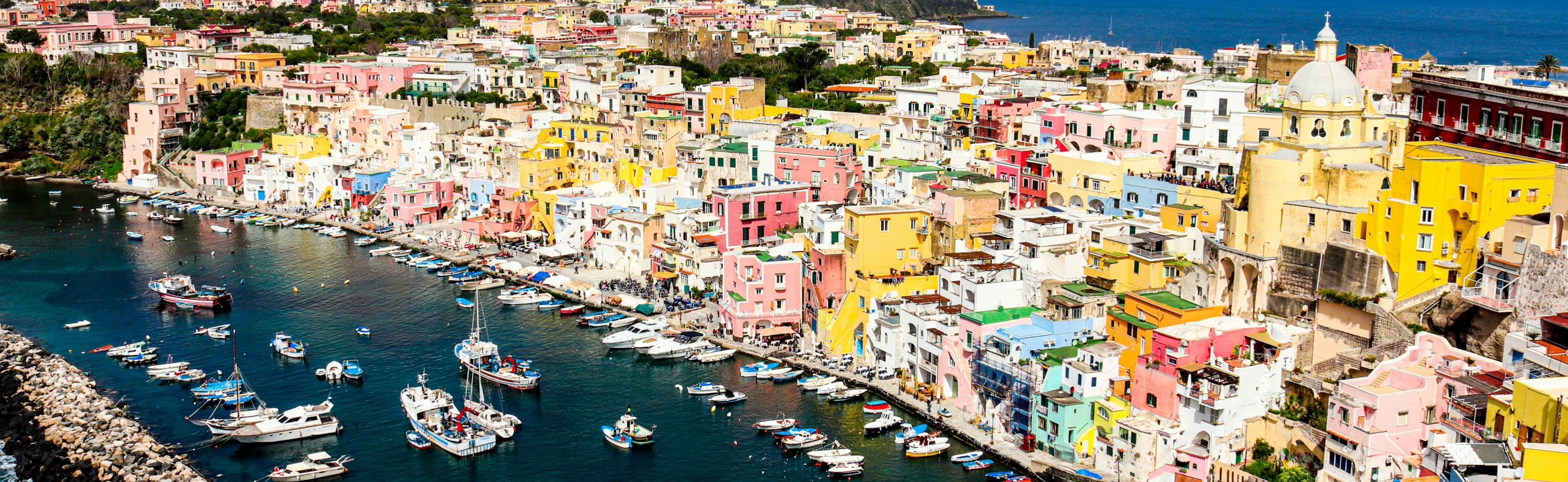 Napoli harbour panorama - affordable car hire in Napoli with no deposit